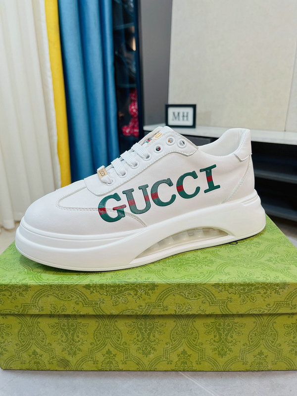 men gucci shoes-566